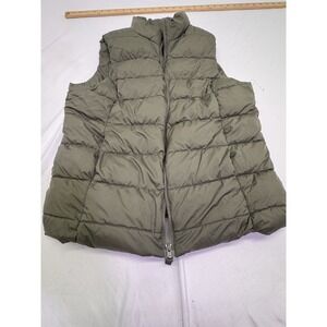 dip Puffer Vest  Down Filled Size Medium Hunter Green Hiking Hunting Walking